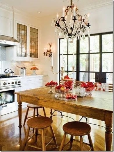 Chandelier Love