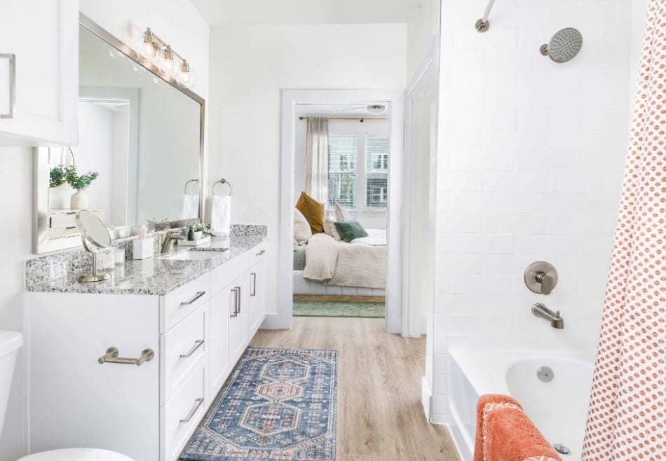 Beautiful 1/1 Georgetown living -ENJOY UP TO 3 MONTHS FREE + $2000!