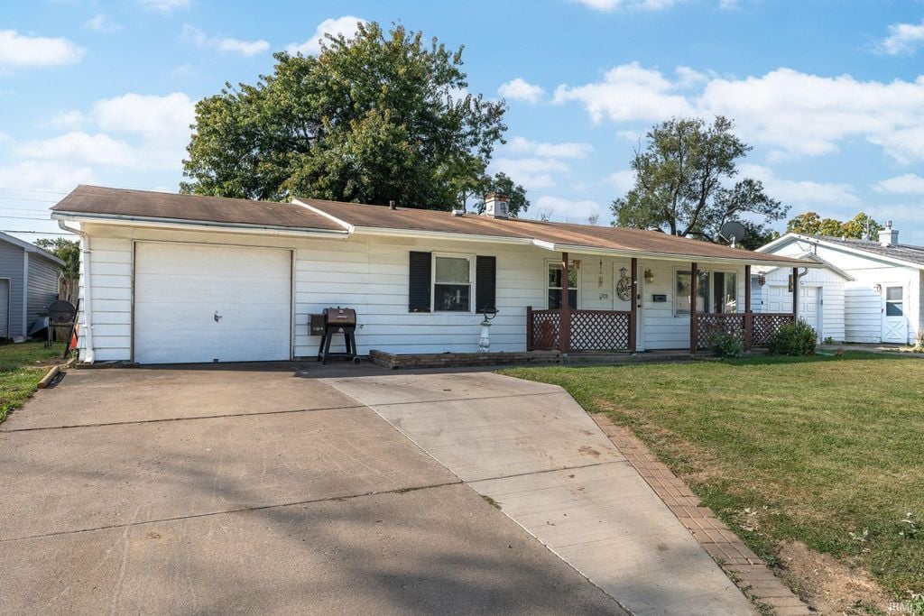 1029 Alder Dr