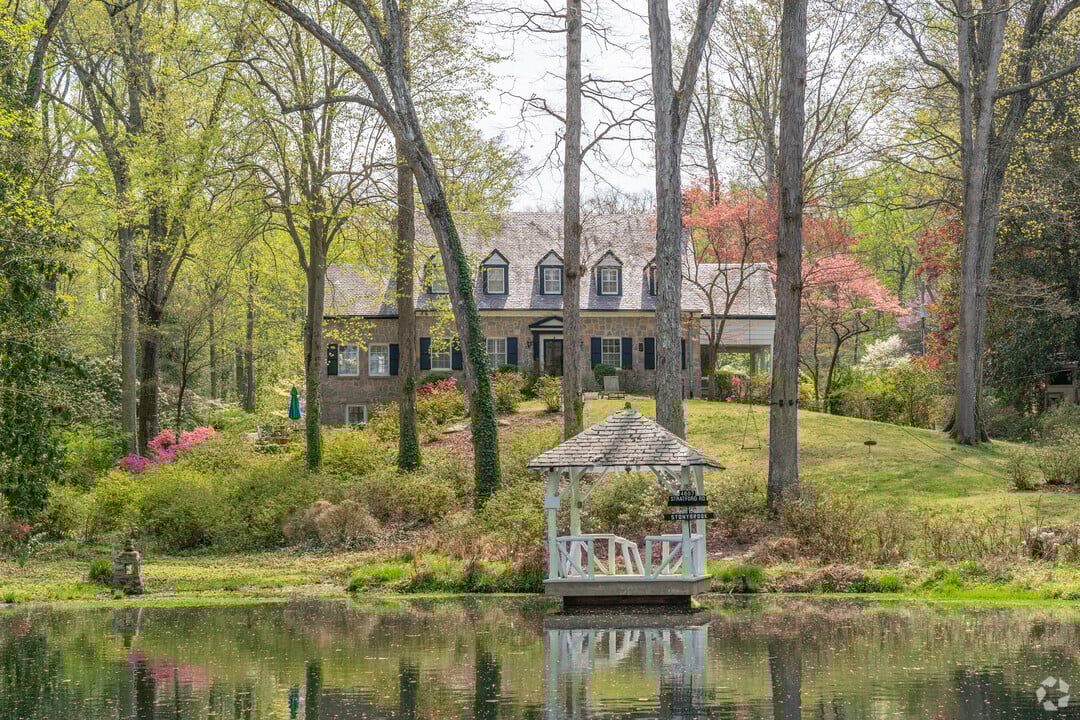 Stratford Hills