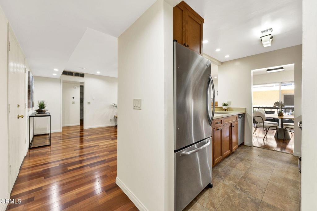 1127 E Del Mar Blvd, #116