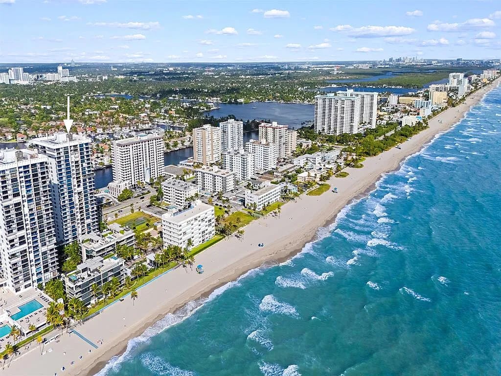 2101 S Ocean Drive 801