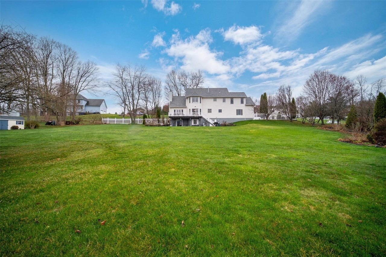 48 Duke Drive