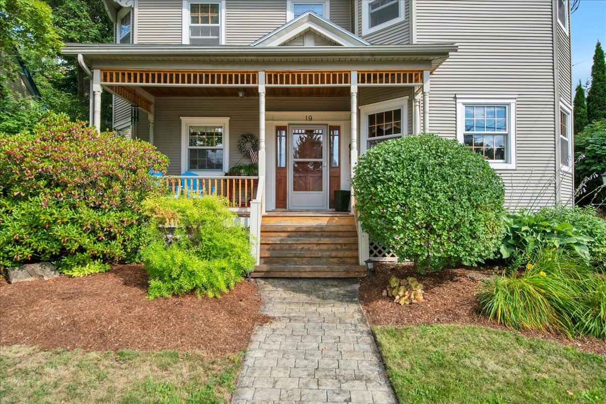 19 Brown Avenue