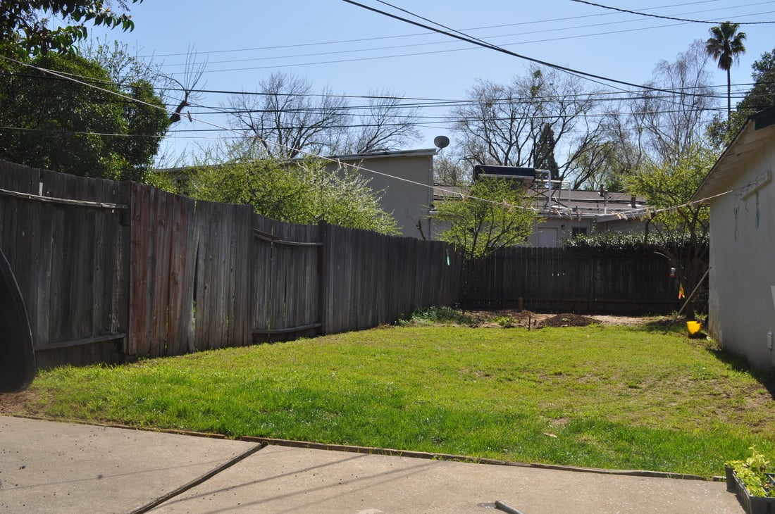 Duplex for Sale on Arden Way, Right on The Border of Arden Park!