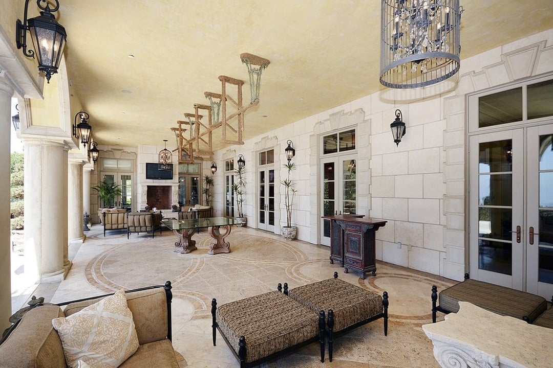 Grandeur Retreat
