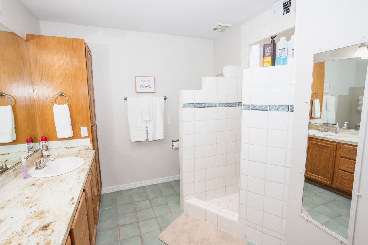 3376 Hornet Bay N