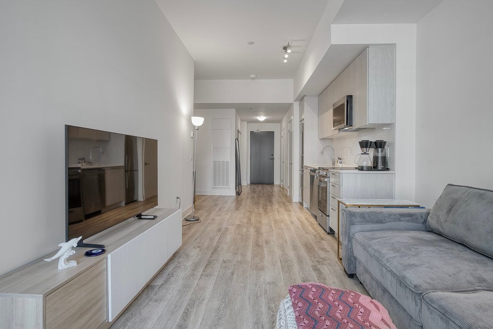 185 Deerfield Road 423