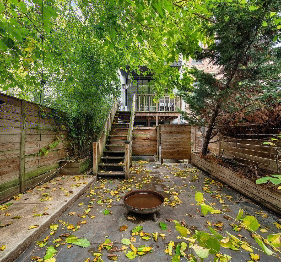 1324 JEFFERSON Avenue