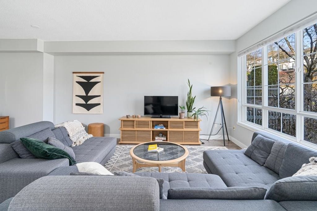2200 Panorama Dr, #93