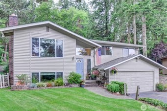 19752 40th Court NE