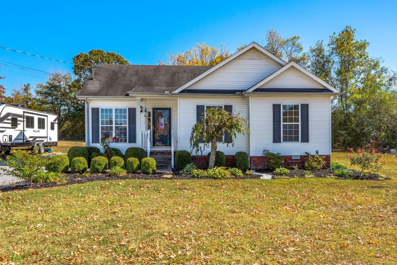 85 Magnolia Ave