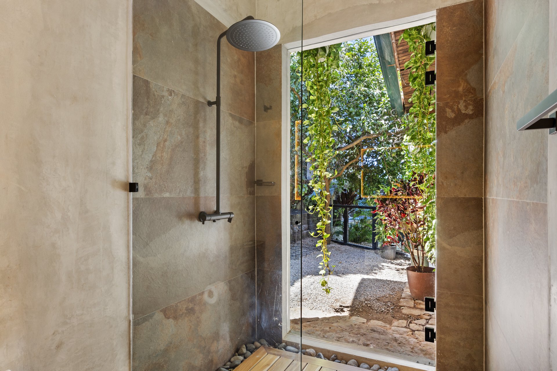 Villa Stipanov | Modern Tropical Luxury Just 5 Minutes from Tamarindo