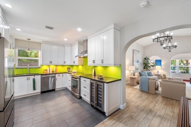Perfect Charming Home in The Roads