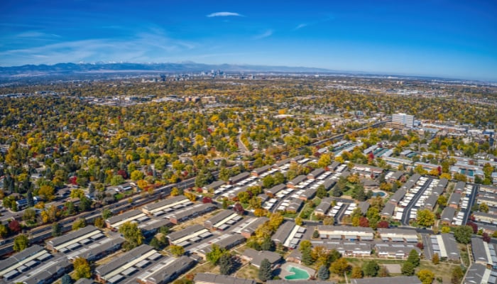 Luxury Real Estate in Aurora, CO: A Market Overview