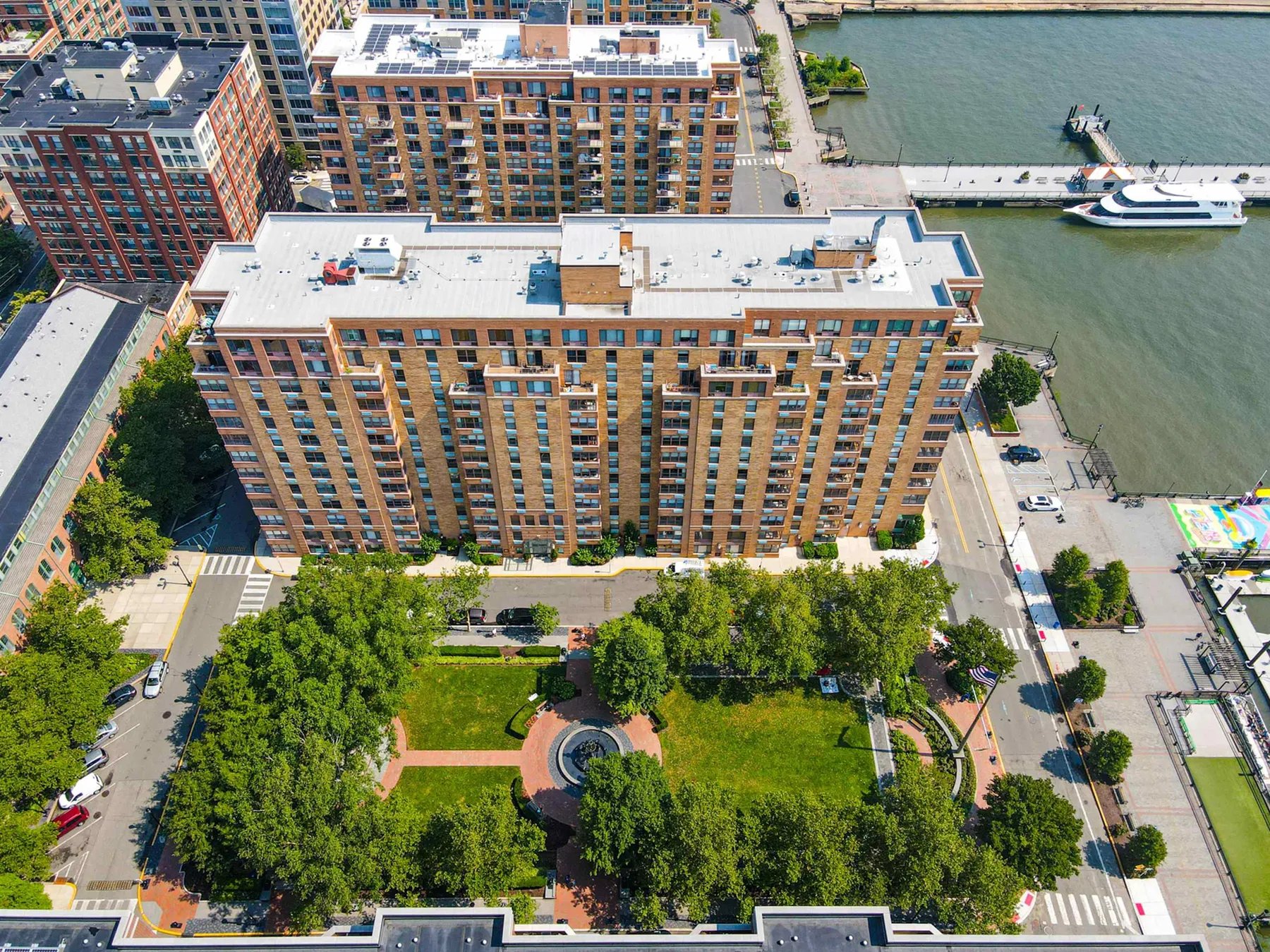 HOBOKEN WATERFRONT LIVING