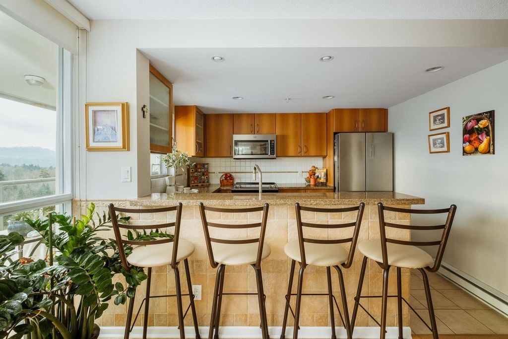 235 Guildford Way, #1003