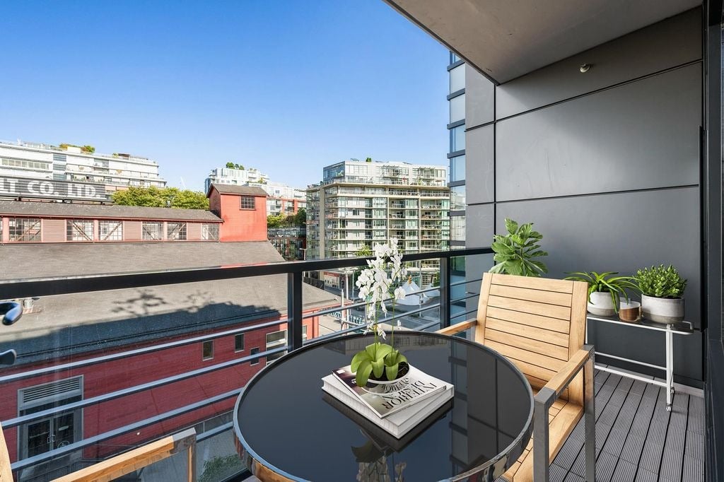 123 W 1st Ave, #509