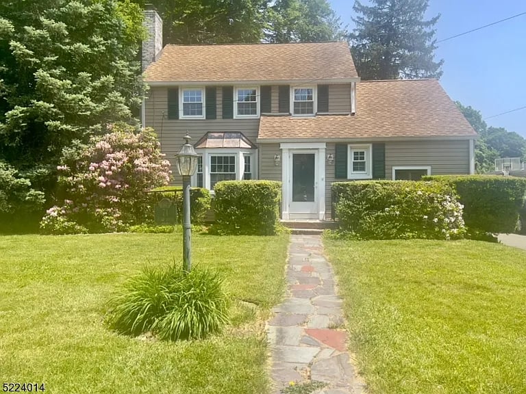 71 Mali Drive
