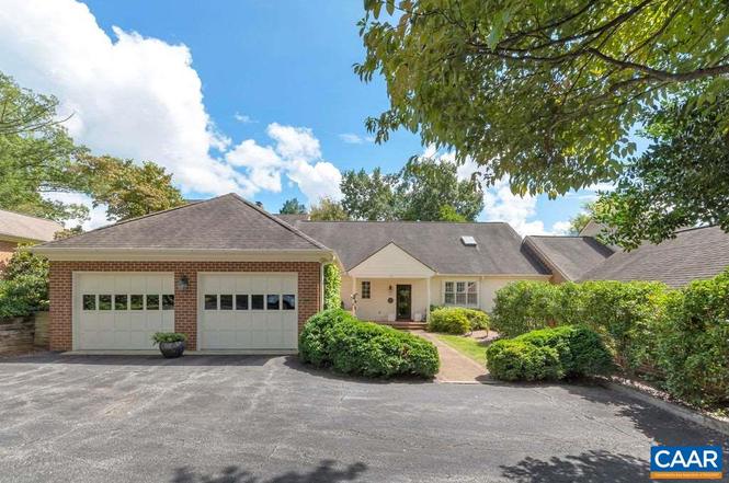 1122 Dryden Ln
