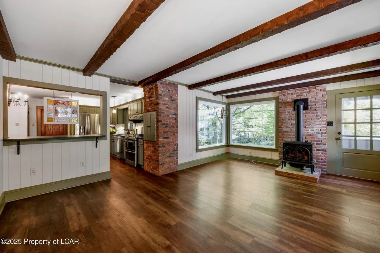 116 Doran Dr