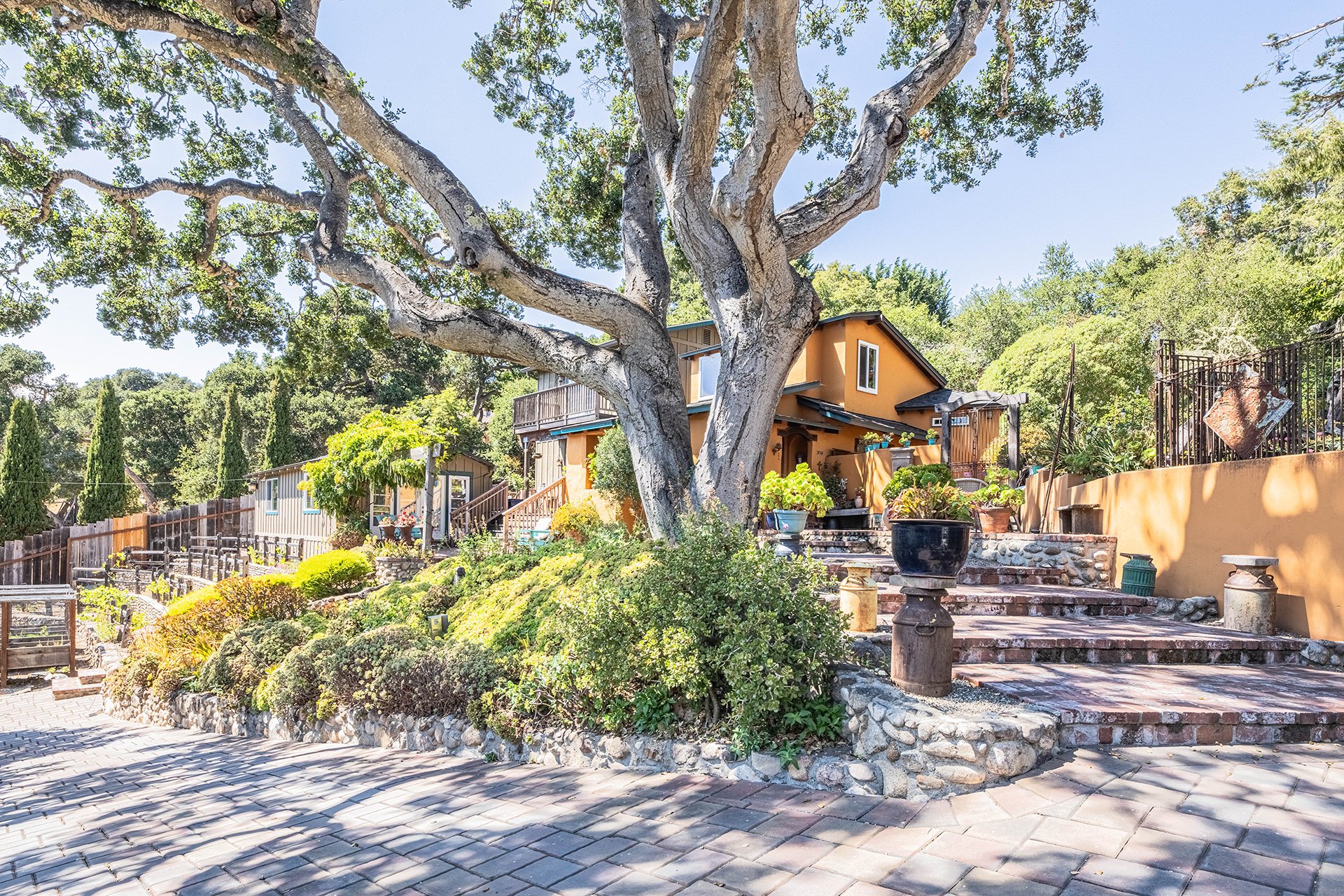 Nostro Sogno - Gated Carmel Valley Estate