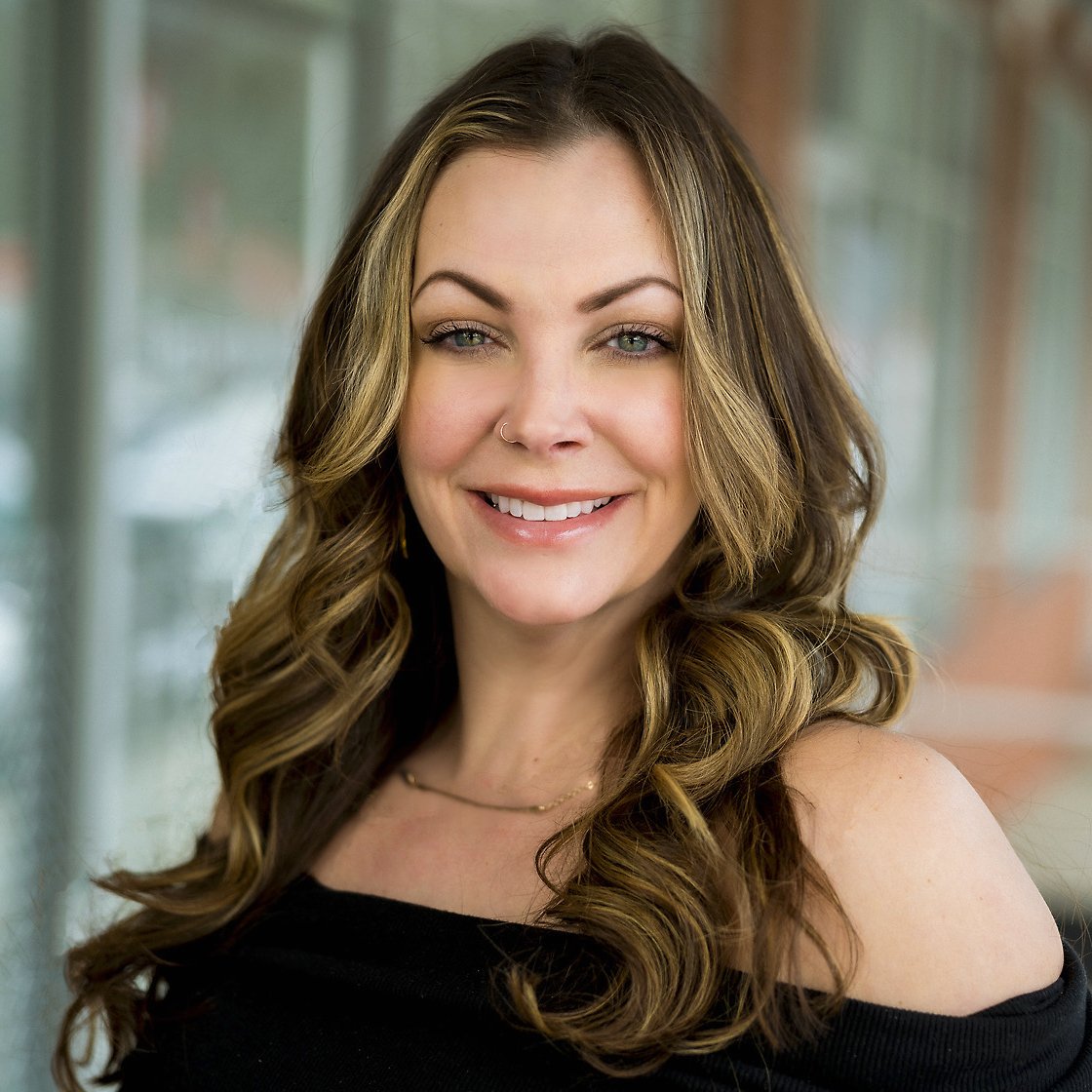 V.V. Parker Baltimore, MD Real Estate Agent Headshot