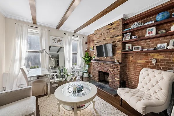 41 Jane Street Unit: 2C
