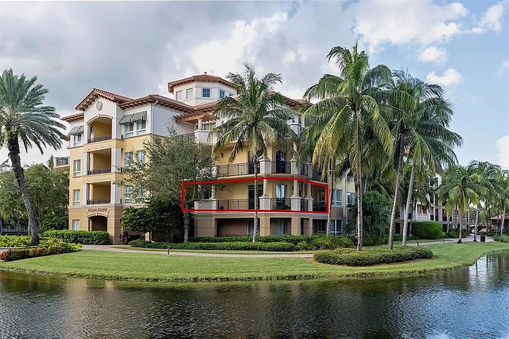 16135 Emerald Estates Dr #271