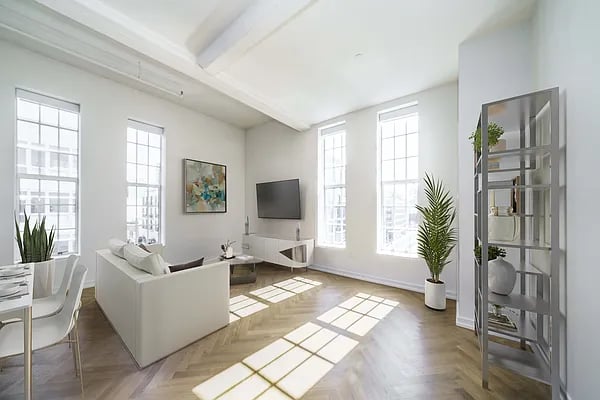 184 Kent Avenue #A515