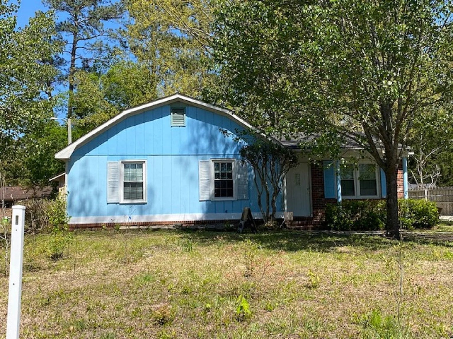 229 Candlewood Dr