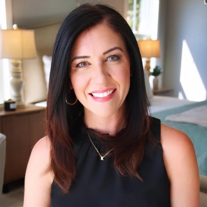 Kara Russell Mooresville, NC Real Estate Agent Headshot