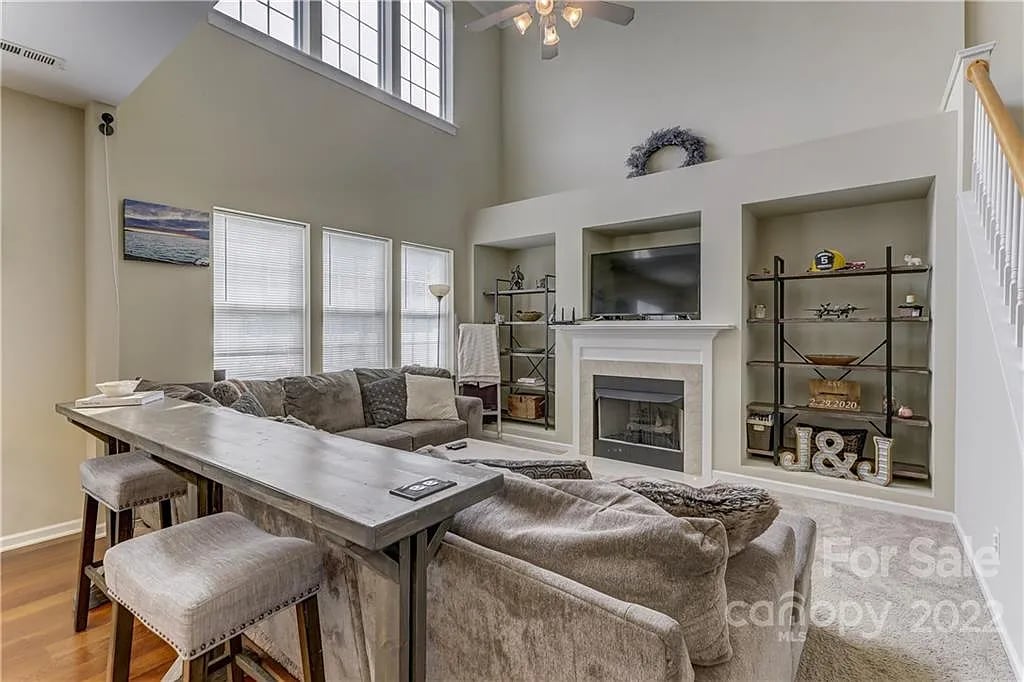 10802 Huntington Meadow Ln