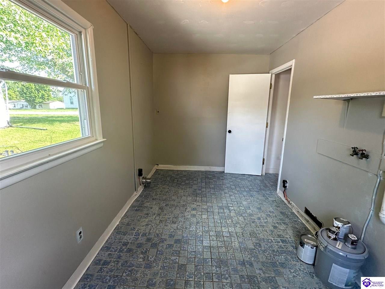 3330 E Elkhorn Rd