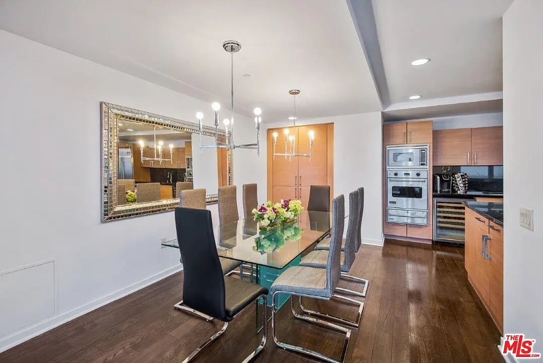 13650 Marina Pointe Dr #1806