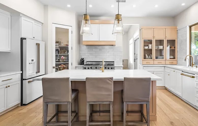 10975 East Bahia Drive - Scottsdale, AZ