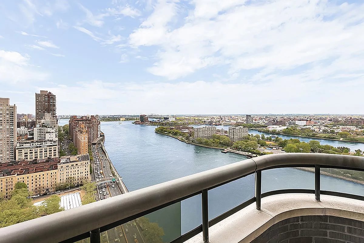 530 E 76th St APT 27E