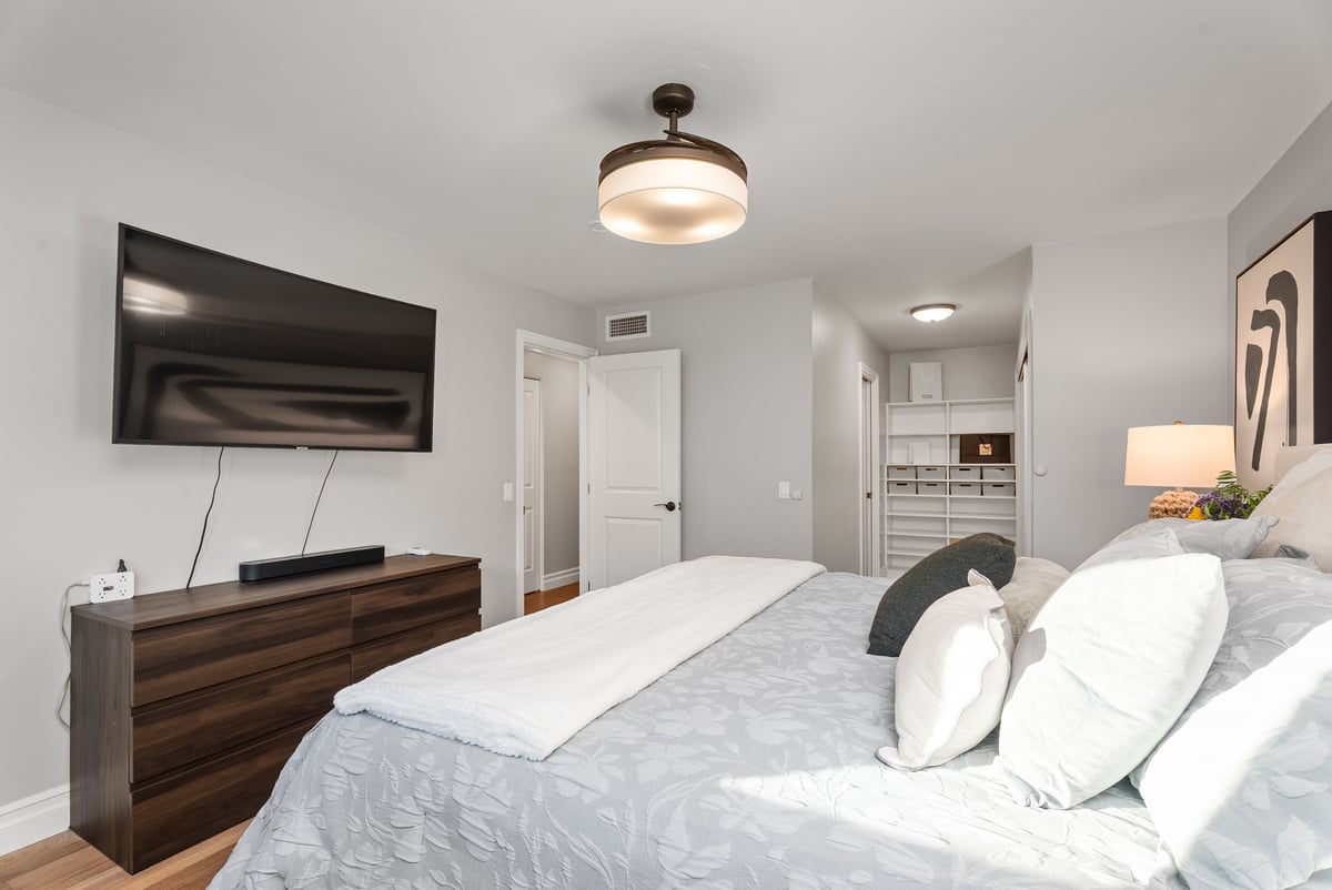 13351 Cromwell, Tustin, CA 92780