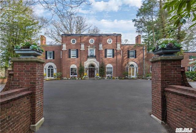 393 Oyster Bay Rd