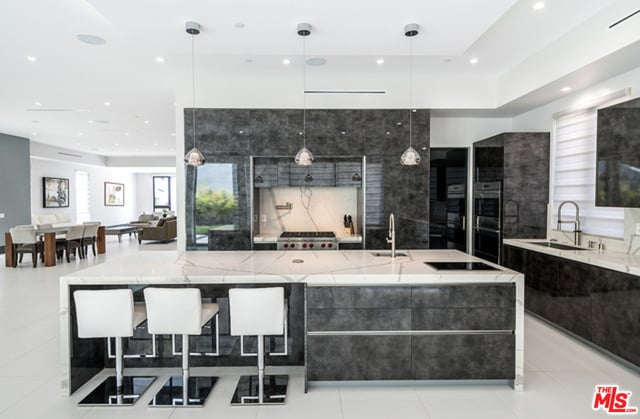 2122 Castle Heights Ave