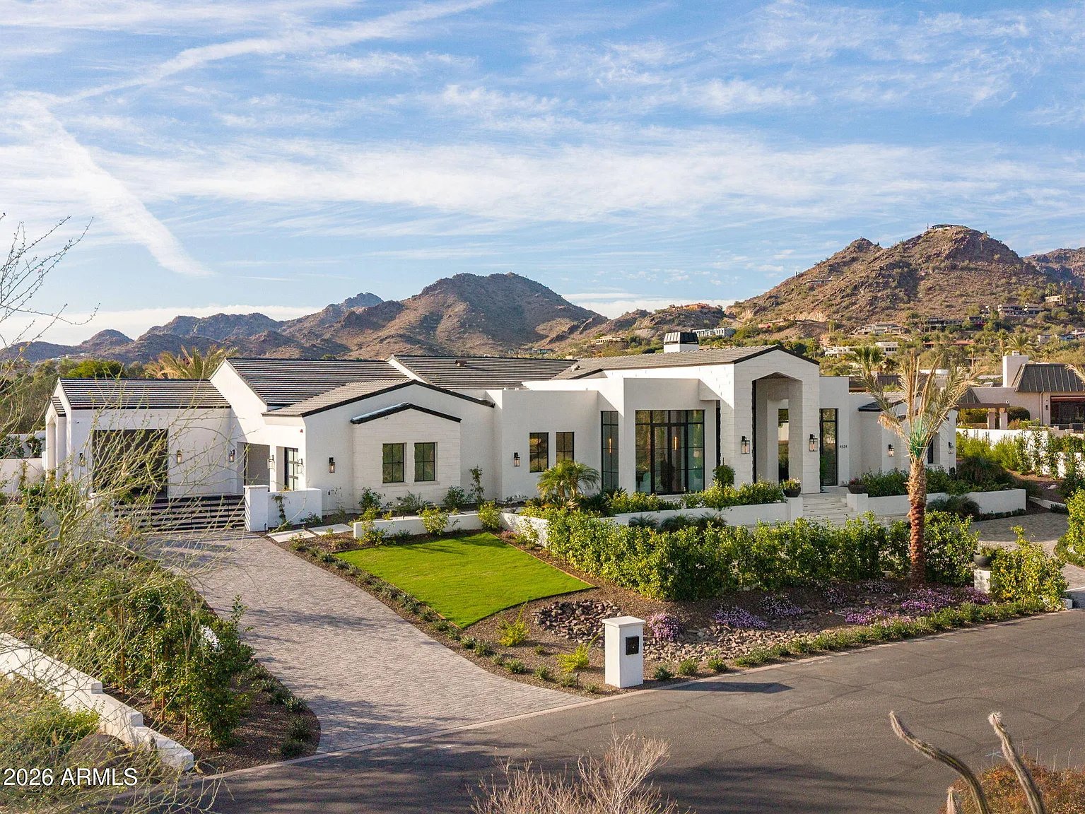 4534 E PEBBLE RIDGE Road