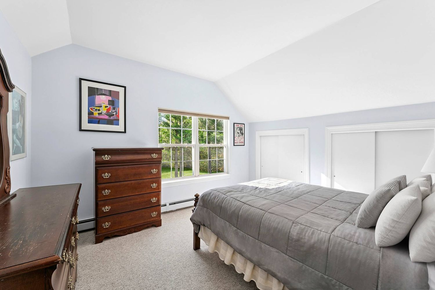 Quogue Elegance in Coveted Southampton Pines
