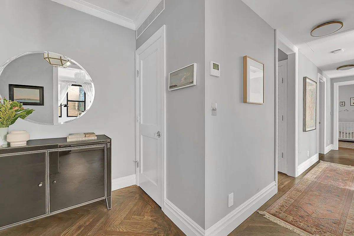 420 Riverside Dr, #2G