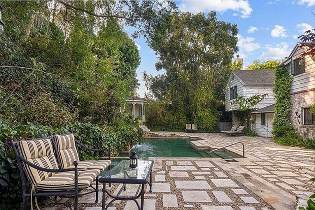 Ridge Opulent