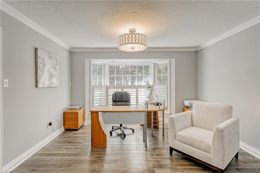 Cambridge Dr Morrison Oakville