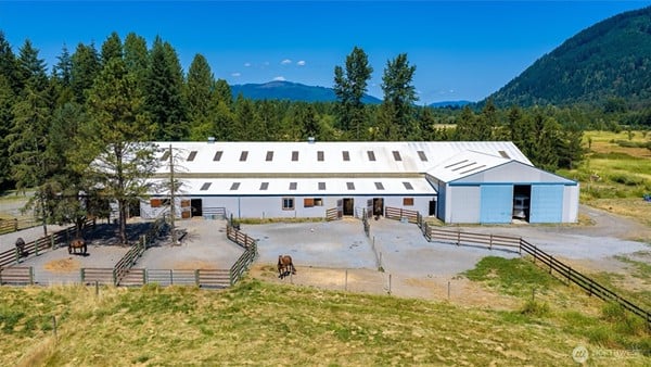 3086 Standard Rd, Deming, WA 98244