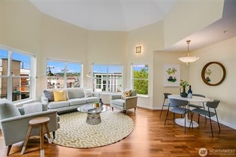 621 5th Avenue N #409