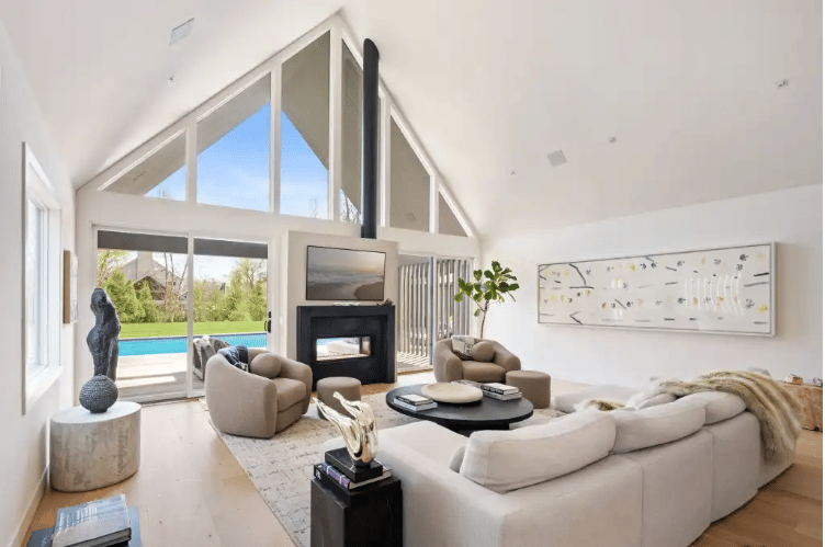 This AIA-Recognized Shelter Island Home Is Designed Around Light and Landscape