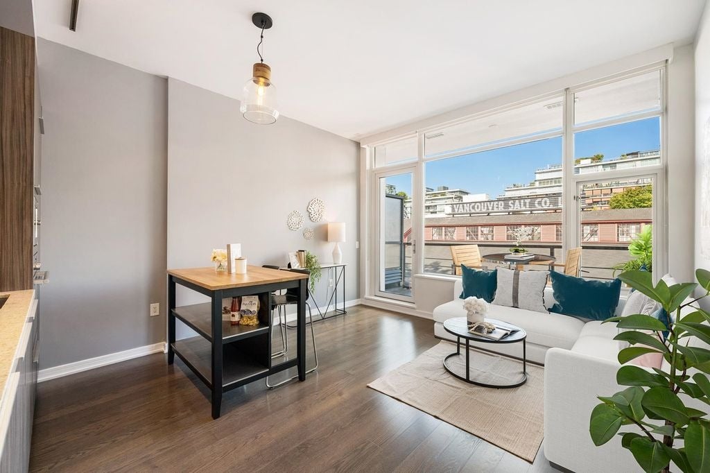 123 W 1st Ave, #509