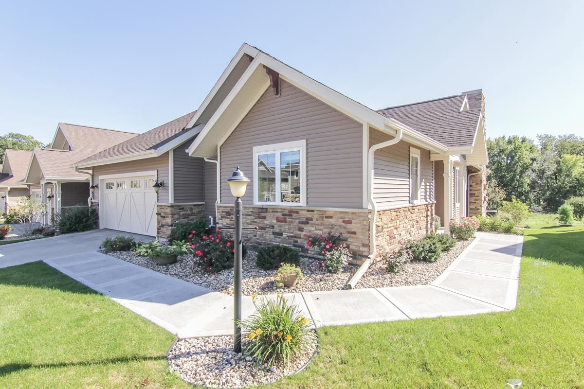 Just Listed at Mill Creek